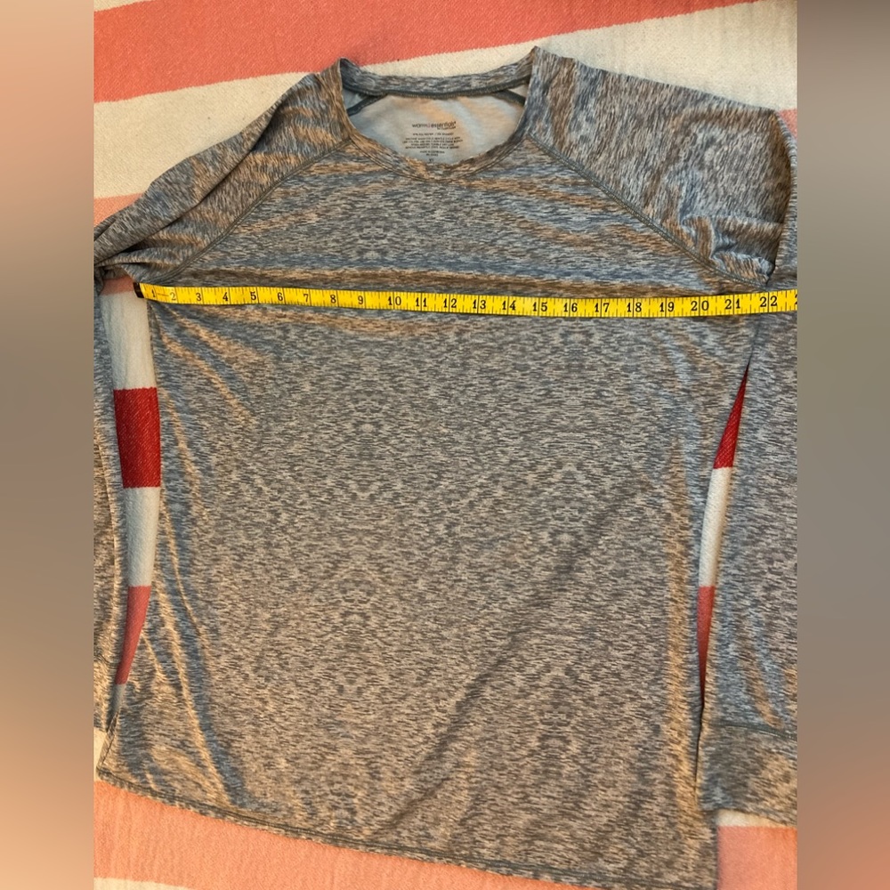Cudl Duds Warm Essentials. Long sleeve workout shirt.